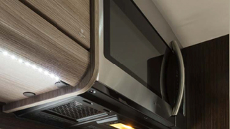 CIRRUS 820 - Four à micro-ondes de marque Samsung